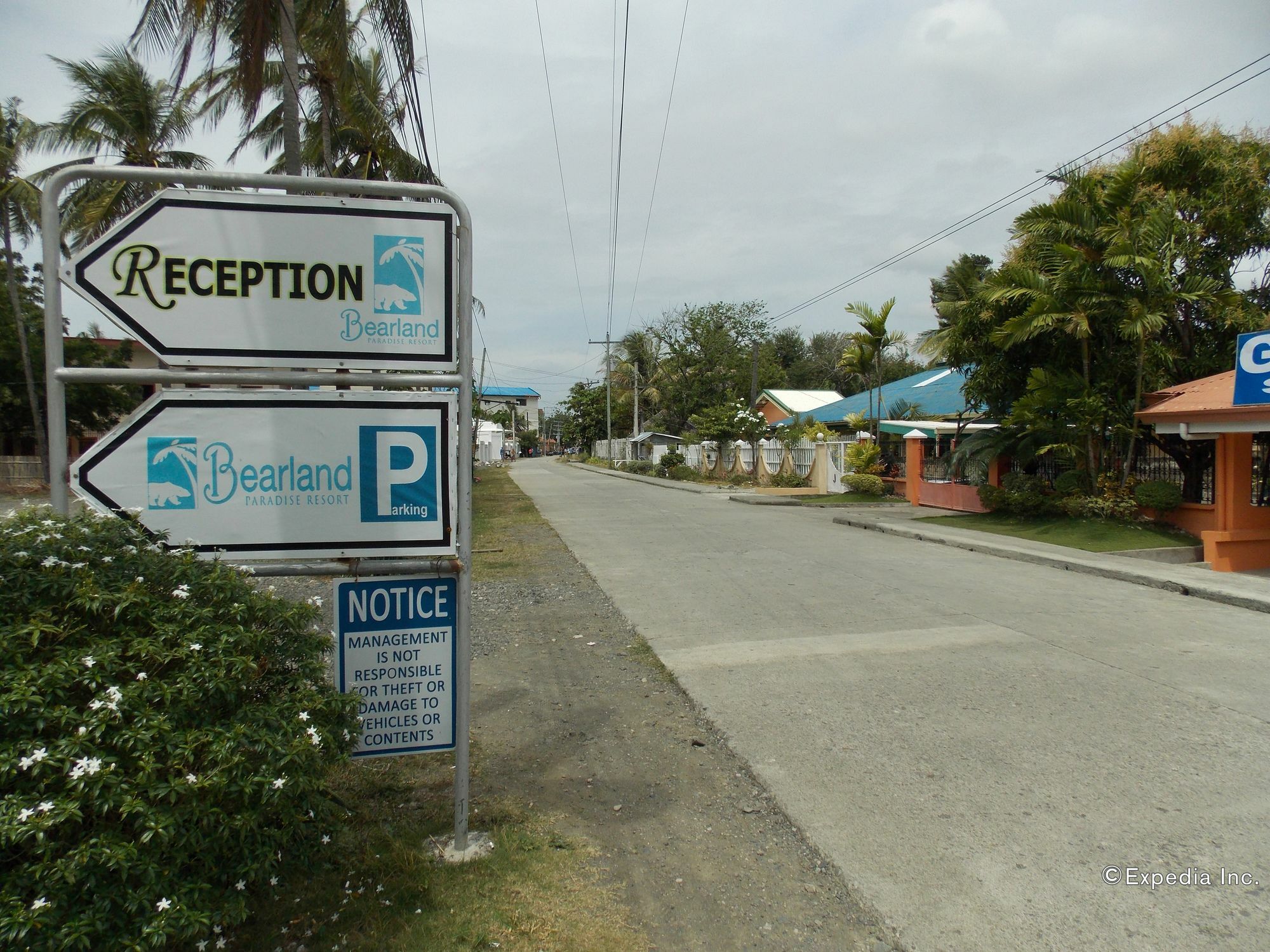 Bearland Paradise Resort Tigbauan Eksteriør billede